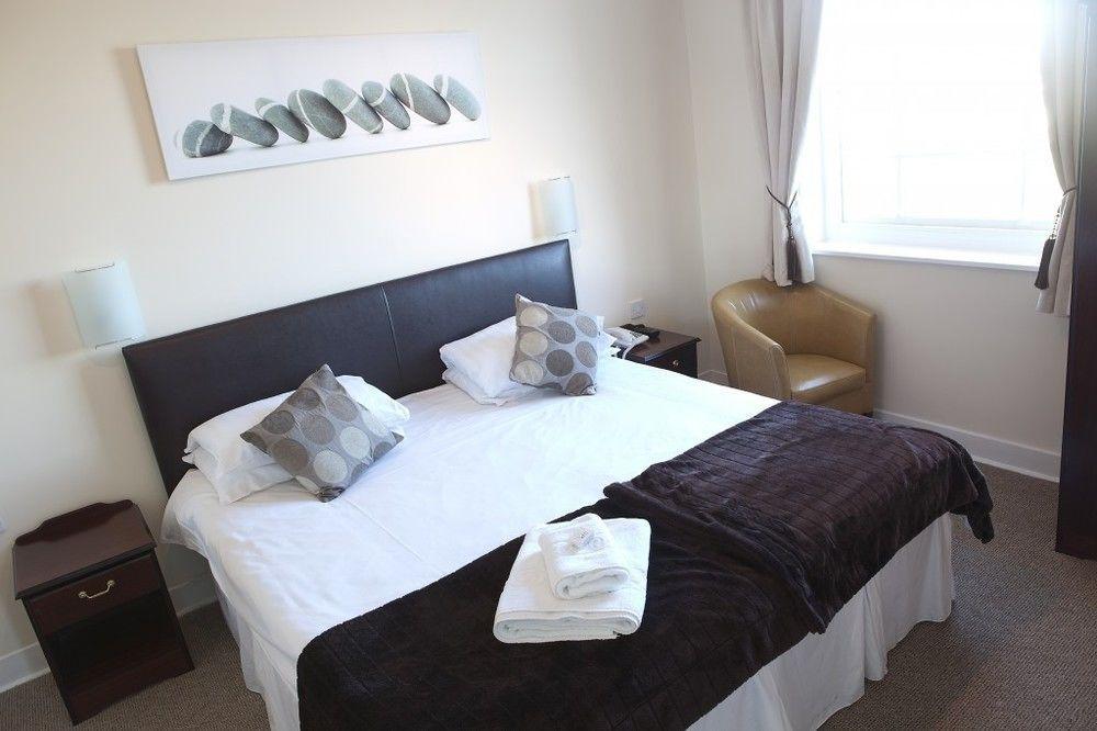 Menzies Silverlink Park South Shields Extérieur photo
