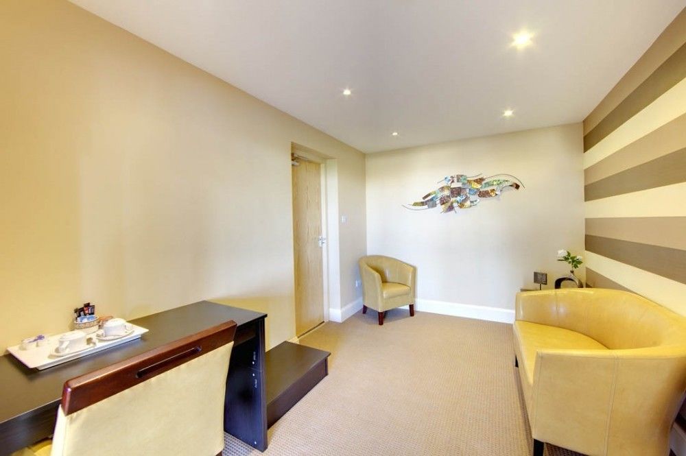 Menzies Silverlink Park South Shields Extérieur photo