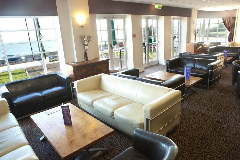 Menzies Silverlink Park South Shields Extérieur photo