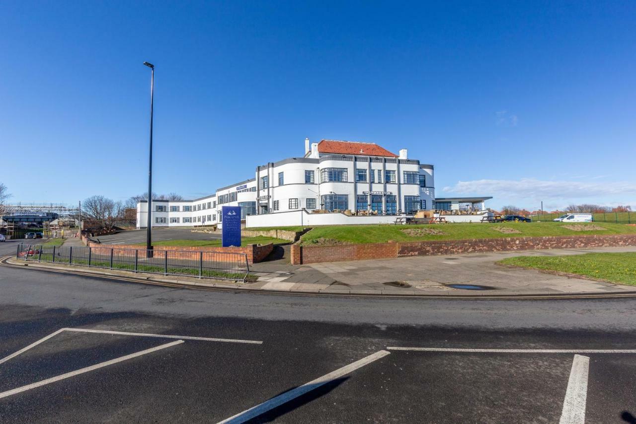 Menzies Silverlink Park South Shields Extérieur photo