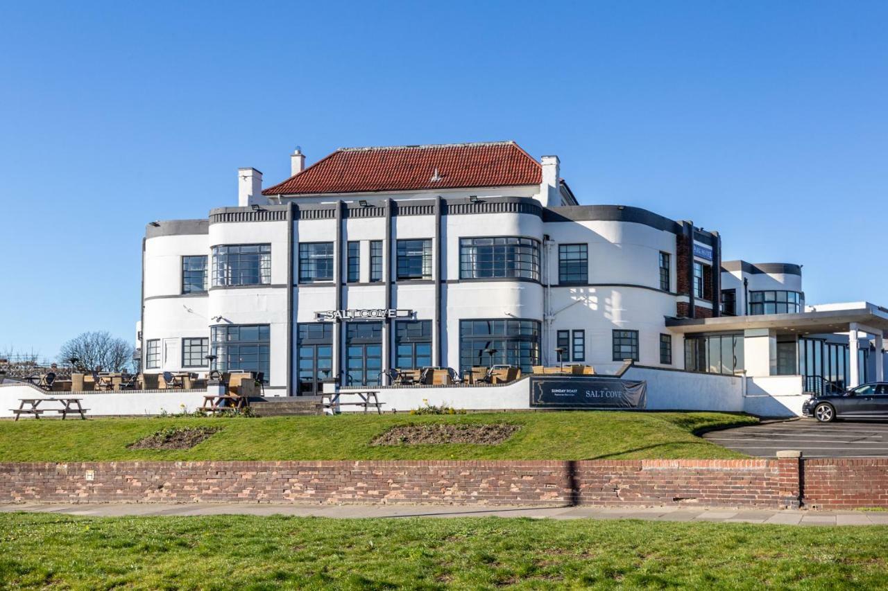Menzies Silverlink Park South Shields Extérieur photo