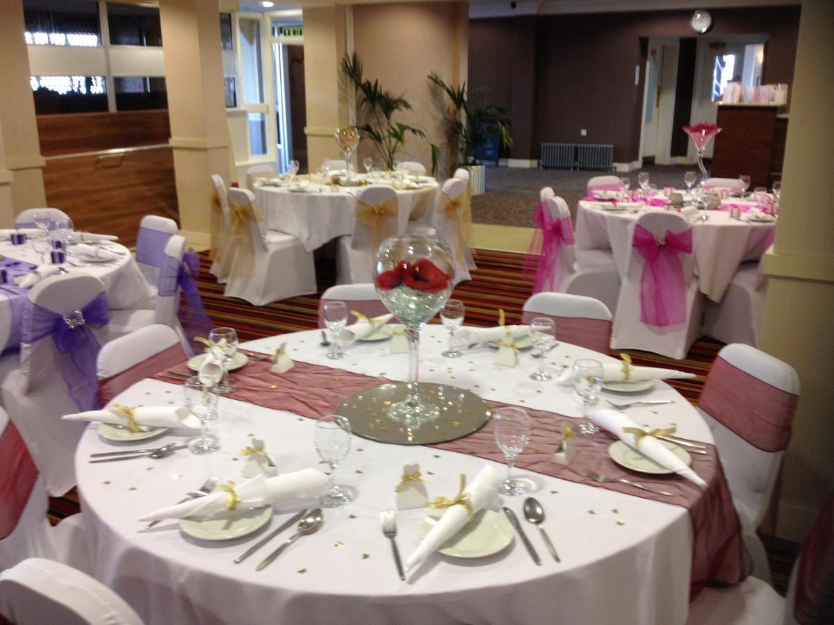Menzies Silverlink Park South Shields Extérieur photo